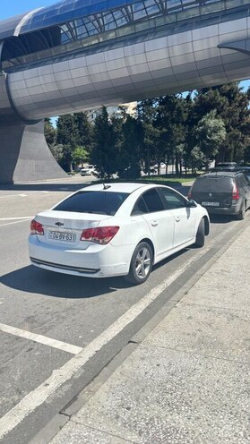 Chevrolet Cruze-5