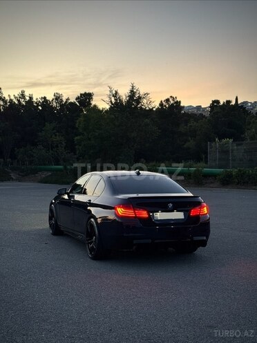 BMW 528-9