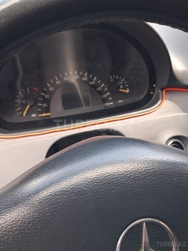 Mercedes Vito 111 CDI-6