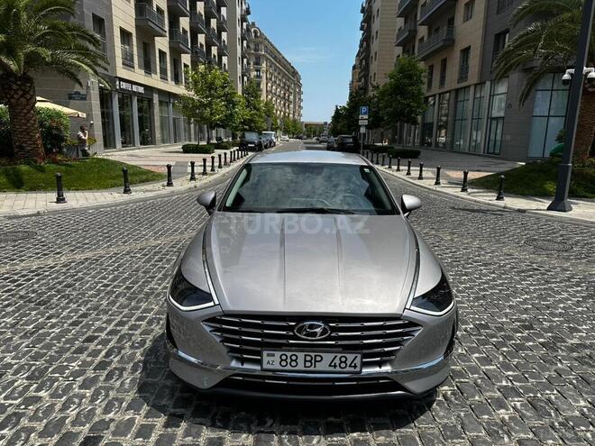 Hyundai Sonata-2
