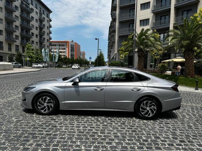 Hyundai Sonata-10