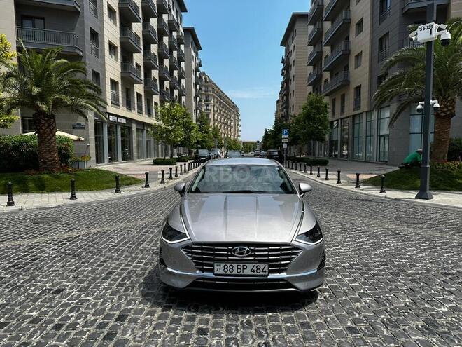 Hyundai Sonata-13