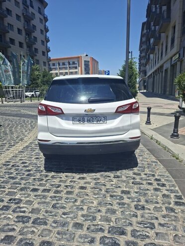 Chevrolet Equinox-5