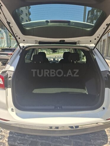 Chevrolet Equinox-7
