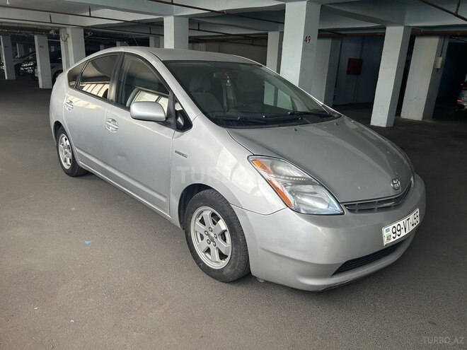 Toyota Prius-6