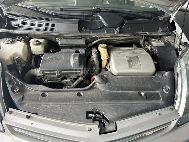 Toyota Prius-9