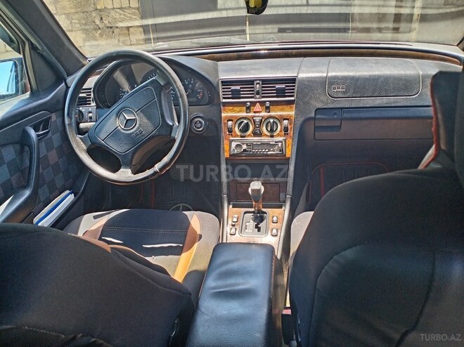 Mercedes C 180-9