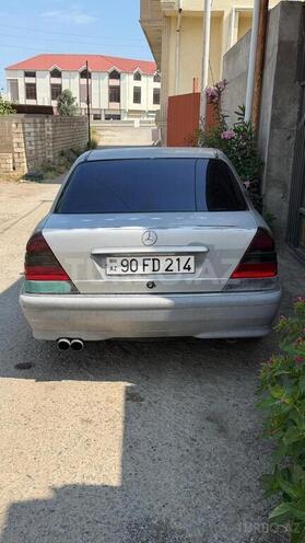 Mercedes C 200-2