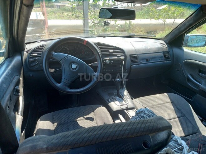 BMW 320-5