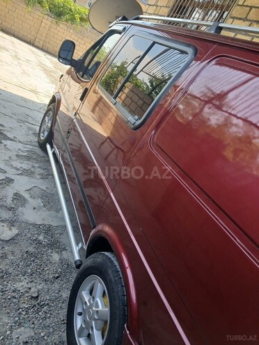 Ford Transit-6