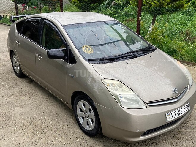Toyota Prius-3
