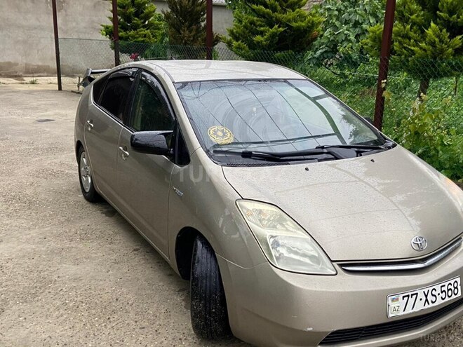 Toyota Prius-13