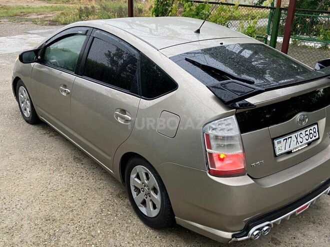 Toyota Prius-14