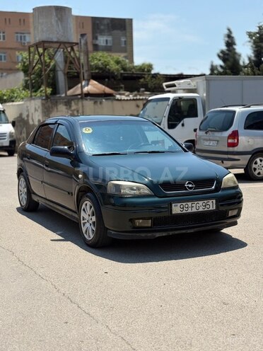 Opel Astra-2