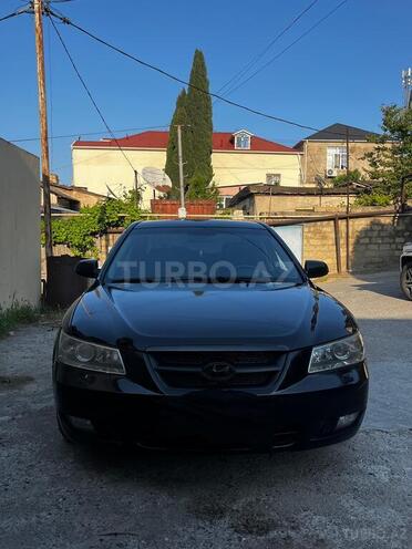 Hyundai Sonata-1