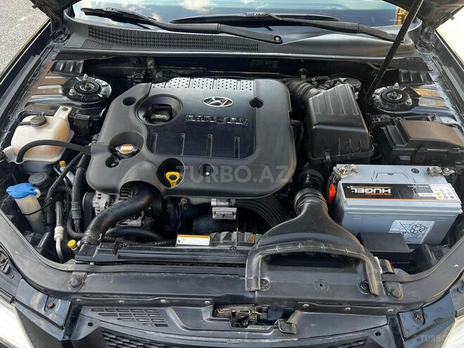 Hyundai Sonata-6