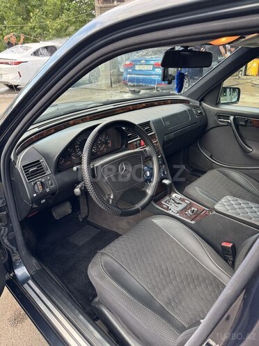 Mercedes C 240-9