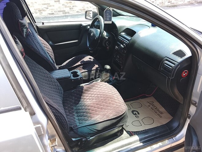 Opel Astra-15