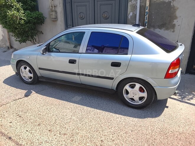 Opel Astra-18