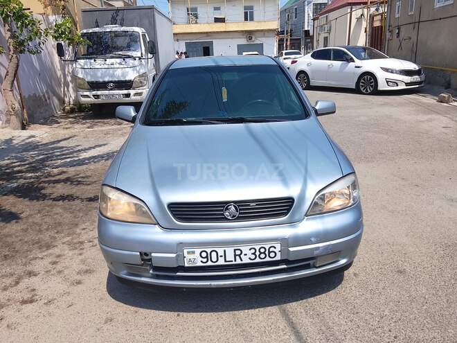 Opel Astra-1
