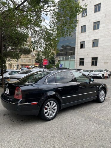 Volkswagen Passat-5