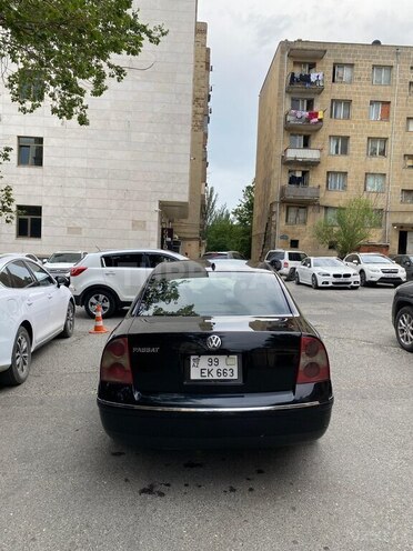 Volkswagen Passat-2