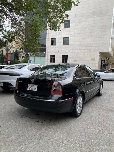 Volkswagen Passat-4