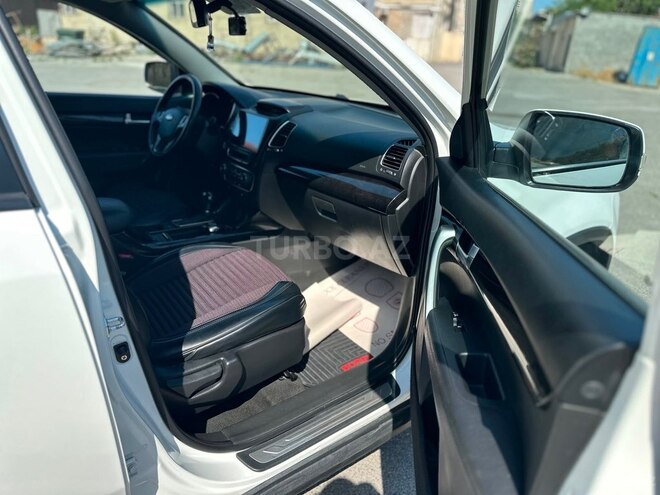 Kia Sorento-5