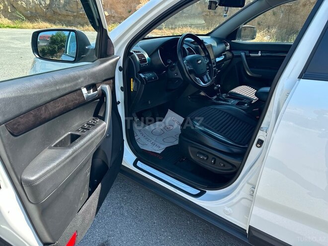Kia Sorento-10