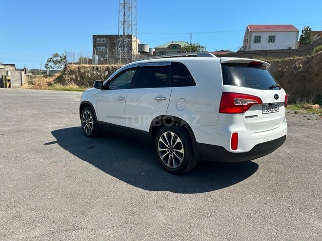 Kia Sorento-11