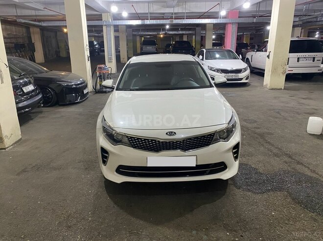 Kia K5-1