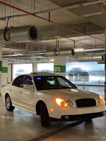 Hyundai Sonata-2