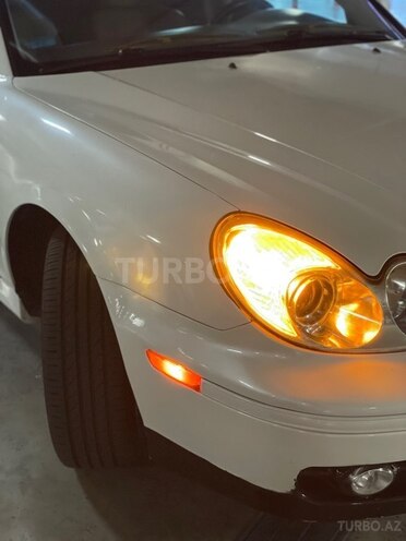 Hyundai Sonata-4