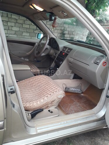 Mercedes C 200-6