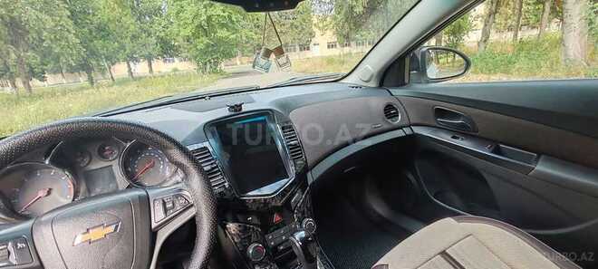 Chevrolet Cruze-2
