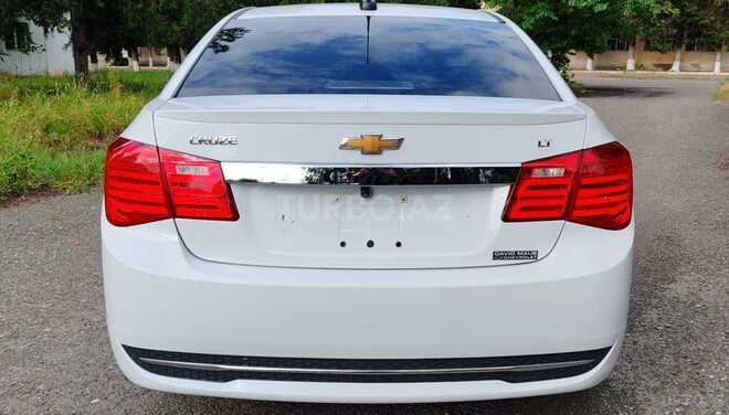 Chevrolet Cruze-10