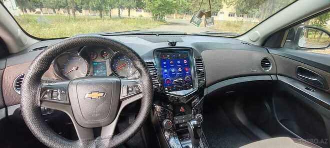 Chevrolet Cruze-6