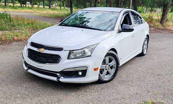Chevrolet Cruze-12