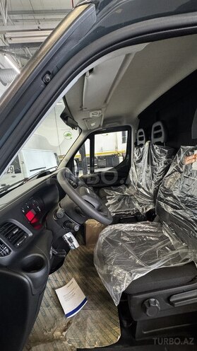 Iveco 35C15-12