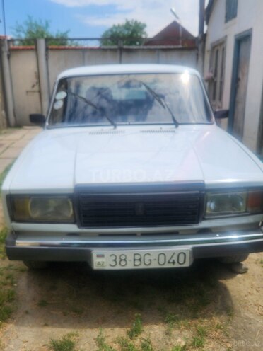 LADA (VAZ) 2107-1