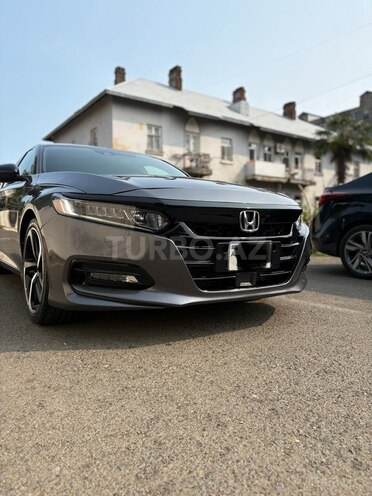 Honda Accord-5