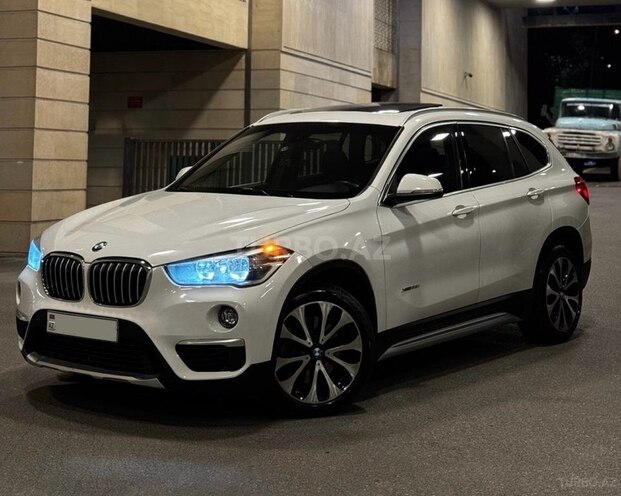 BMW X1-1