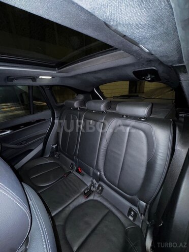 BMW X1-10