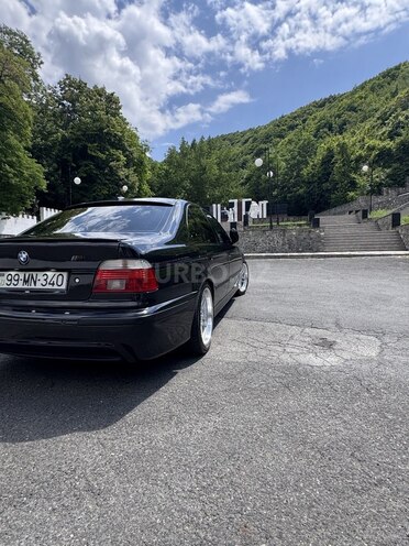 BMW 525-7
