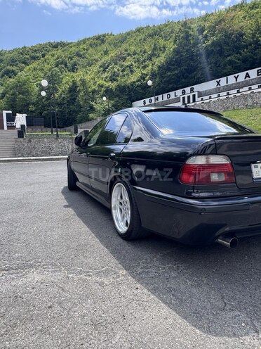 BMW 525-6