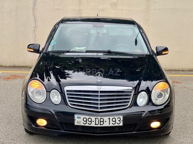 Mercedes E 220-1