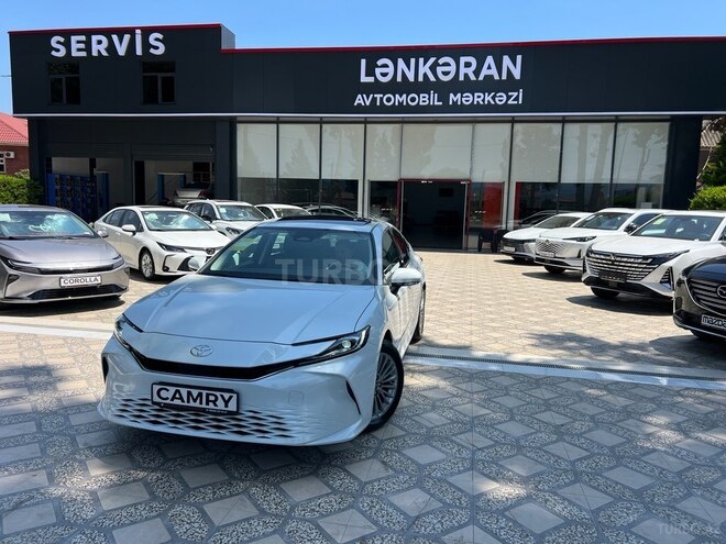 Toyota Camry-1