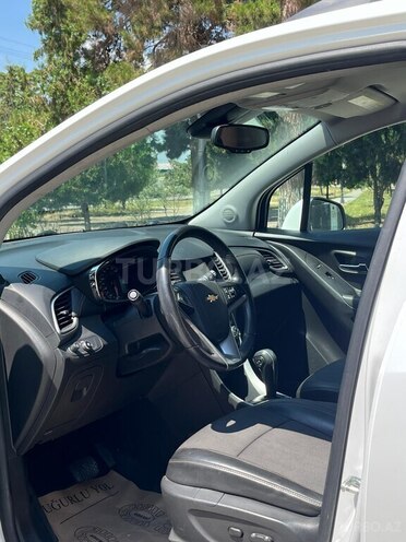 Chevrolet Trax-9
