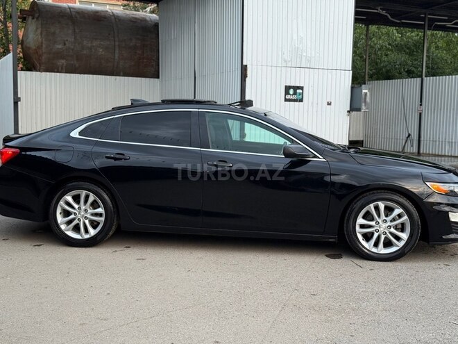 Chevrolet Malibu-8