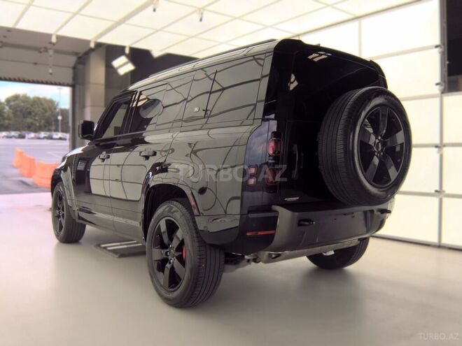 Land Rover Defender-3